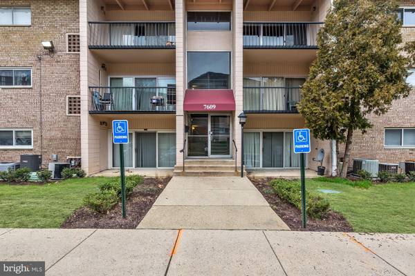 7609 FONTAINEBLEAU DR #2216, Hyattsville, MD 20784