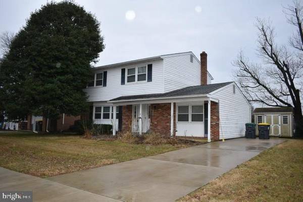 65 WHITE CLAY CRES, Newark, DE 19711