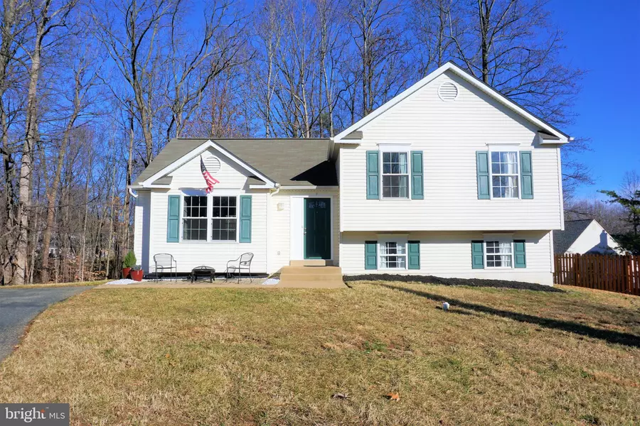 4 CORY CT, Stafford, VA 22554