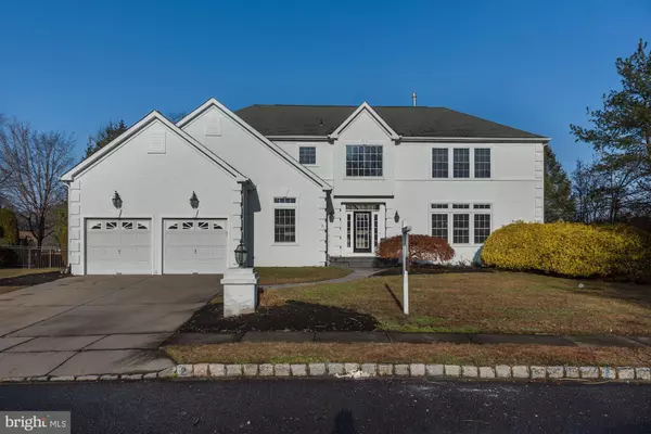 2 RESERVE CT, Mount Laurel, NJ 08054