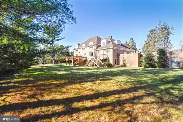 Mclean, VA 22101,1179 BALLANTRAE LN