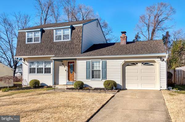 6 CONSTITUTION RD, Clementon, NJ 08021