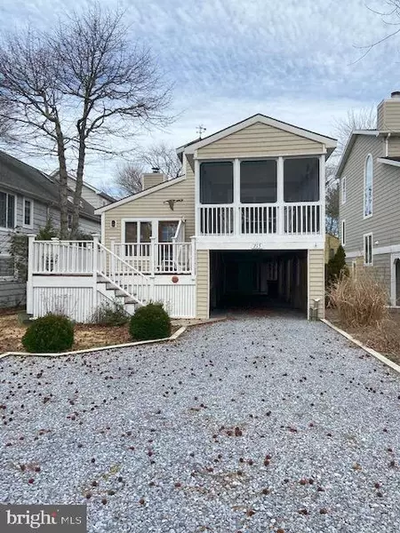 215 OAKWOOD ST, Bethany Beach, DE 19930