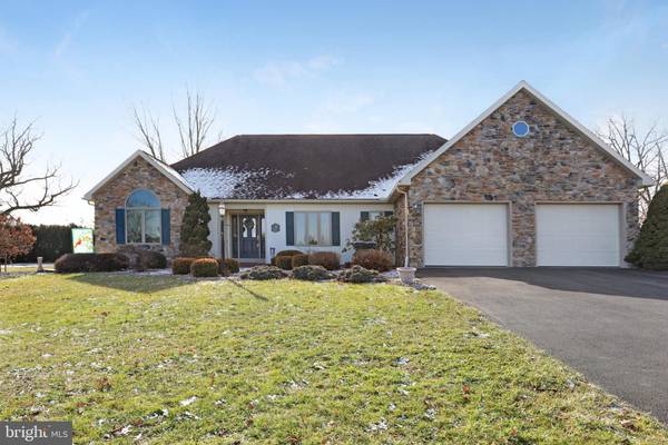 4066 FLETCHER DR, Greencastle, PA 17225