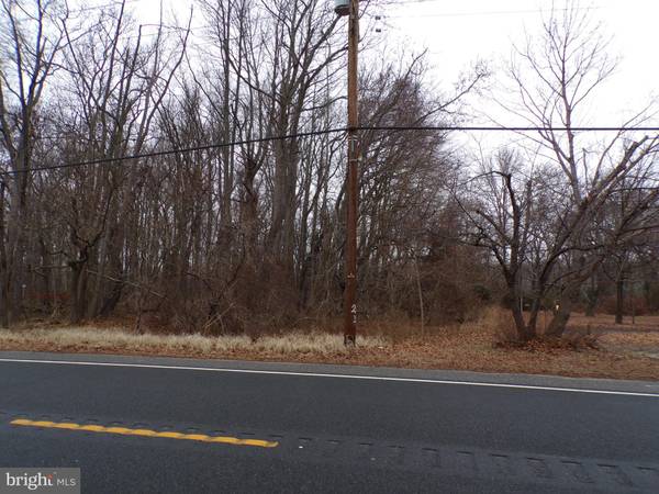 0-LOT 6 E BROAD ST, Gibbstown, NJ 08027