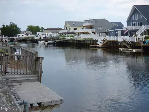 Tuckerton, NJ 08087,21 LAKE SAINT CLAIR DR