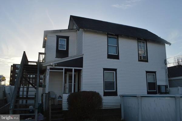 122 W PINE AVE, Wildwood, NJ 08260