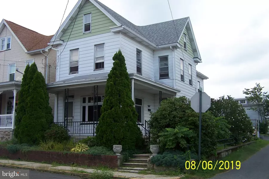 324 CYPRESS ST, Lehighton, PA 18235