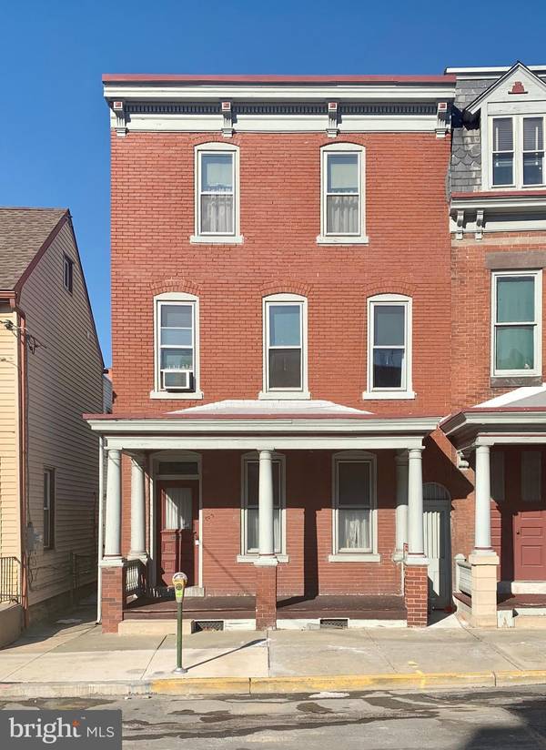 703 WALNUT ST, Lebanon, PA 17042