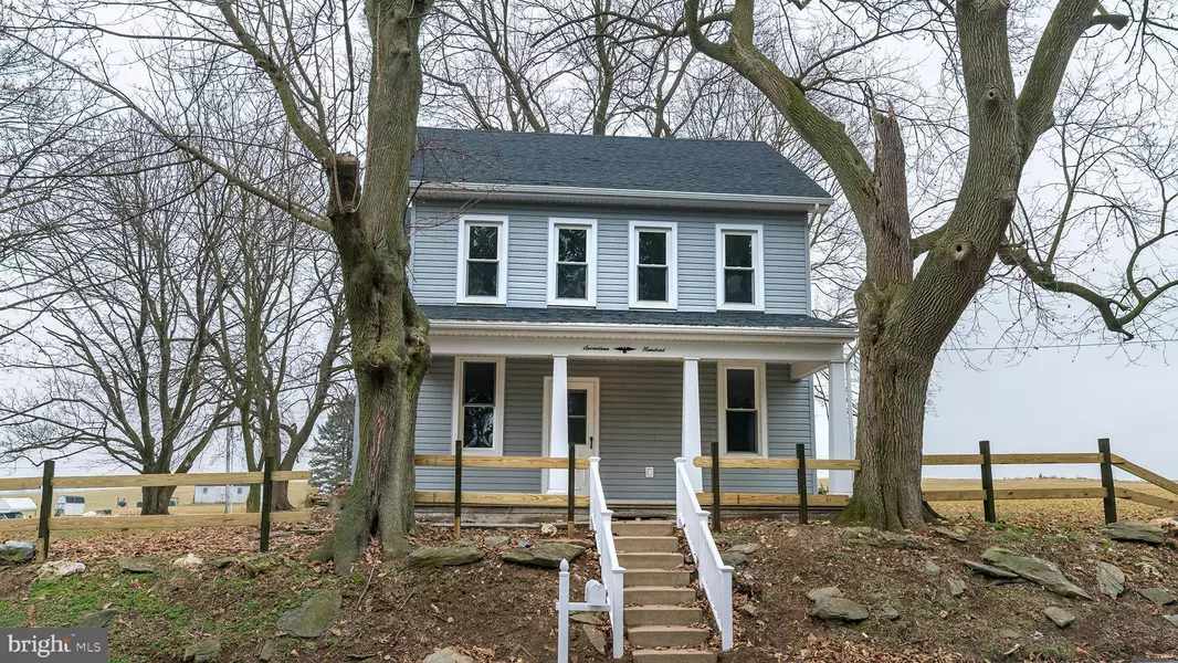 1700 COLEBROOK RD, Lebanon, PA 17042