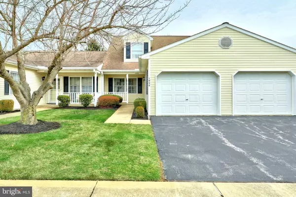 York, PA 17404,1042 VILLAGE WAY