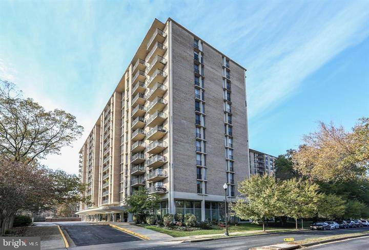 Arlington, VA 22204,4600 S FOUR MILE RUN DR #737