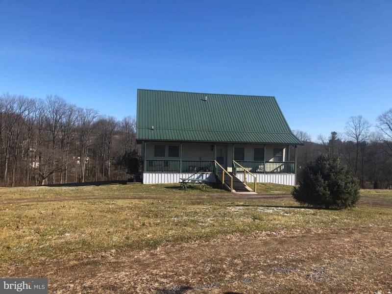 400 PEACH GLEN IDAVILLE RD, Gardners, PA 17324