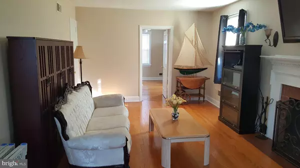 Claymont, DE 19703,29 HILLSIDE RD