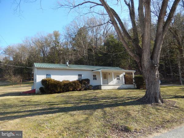 598 EHRENZELLER RD, Mc Alisterville, PA 17049