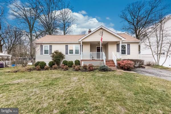 3008 FAIRMONT ST, Falls Church, VA 22042