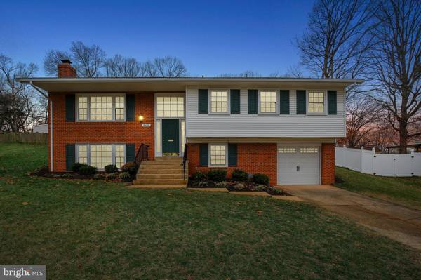 8235 SMITHFIELD AVE, Springfield, VA 22152