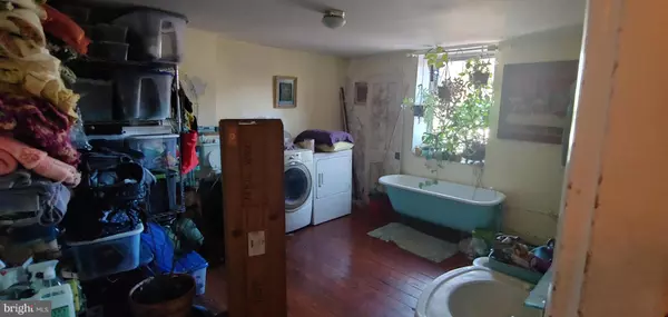 Baltimore, MD 21211,728 PACIFIC ST