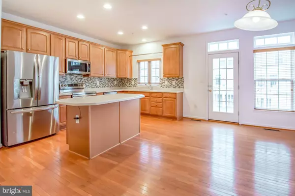 Hanover, MD 21076,1537 OAKLEY LN