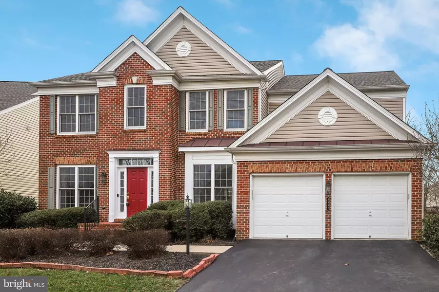 8992 BIRCH BAY CIR, Lorton, VA 22079