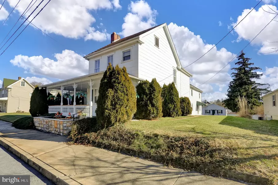 307 PARK ST, Waynesboro, PA 17268