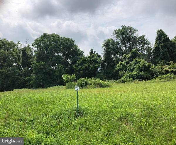 Mechanicsburg, PA 17055,ELLESMERE LN #LOT 8