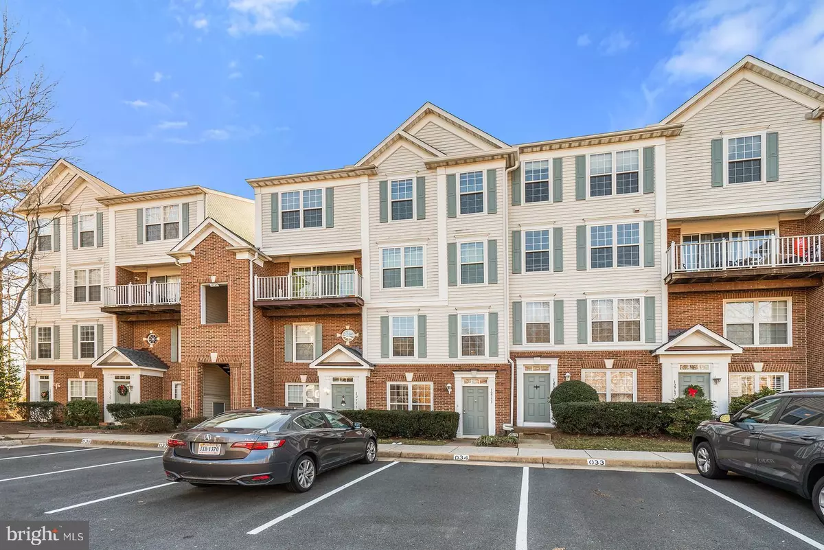 Fairfax, VA 22033,12733 FAIR CREST CT #44