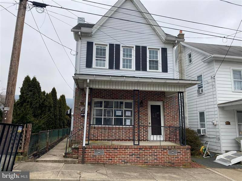 406 ELIZABETH ST, Williamstown, PA 17098