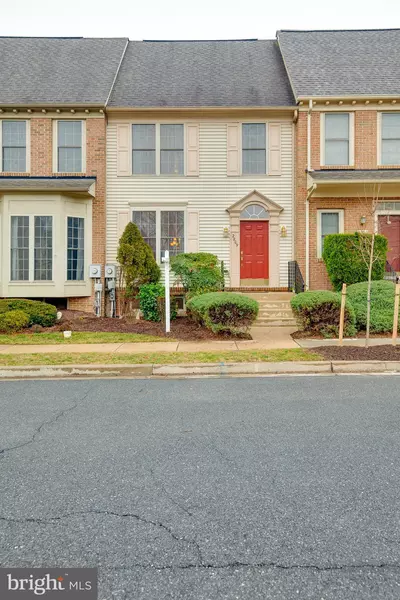 2209 LAMP POST LN, Frederick, MD 21701