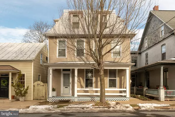 331 E MAIN ST, Lititz, PA 17543