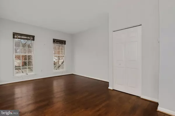 Chantilly, VA 20152,26104 SPRINGDALE DR
