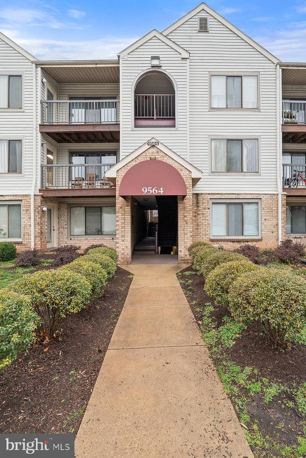 9564 CANNONEER CT #403, Manassas, VA 20110