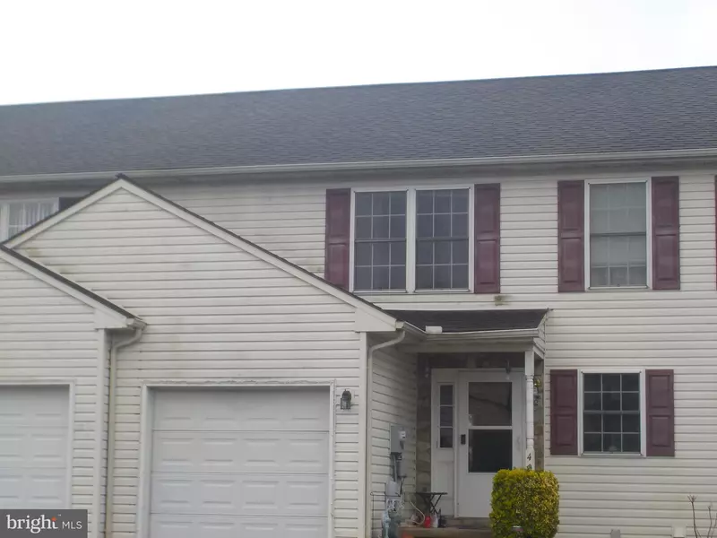 405 ELMSHIRE DR, Lancaster, PA 17603