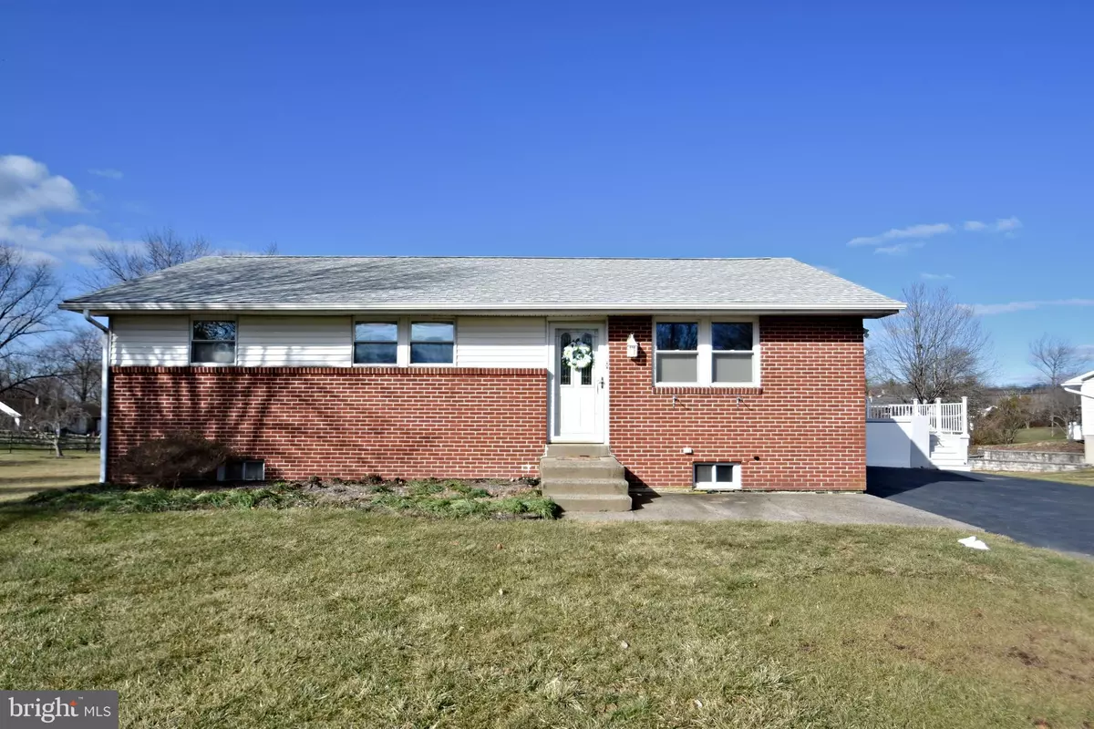 Royersford, PA 19468,14 ROBERTA LN