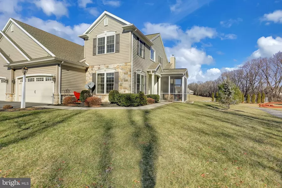 409 IRIS LN, Mechanicsburg, PA 17050