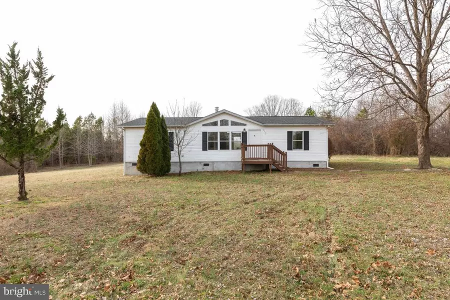 17114 LIBERTY FORK RD, Bowling Green, VA 22427