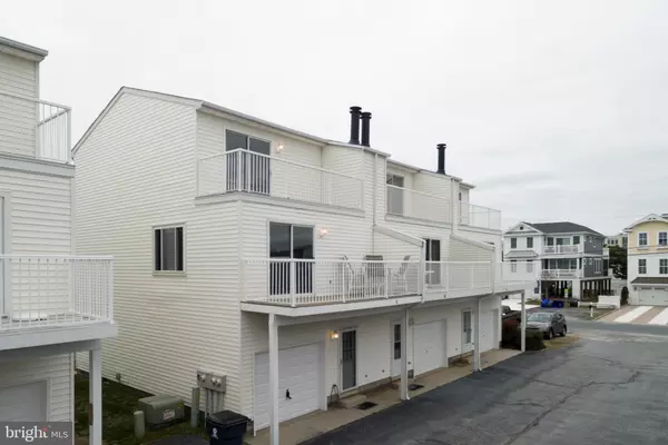 Dewey Beach, DE 19971,107 RODNEY AVE #C