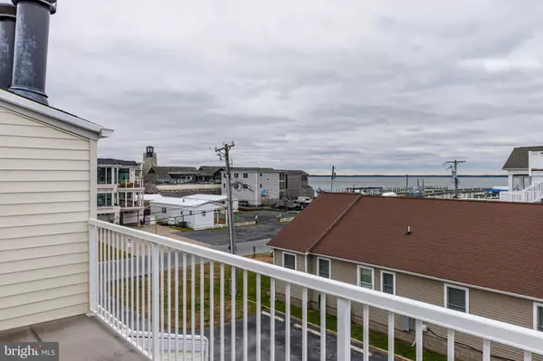 Dewey Beach, DE 19971,107 RODNEY AVE #C