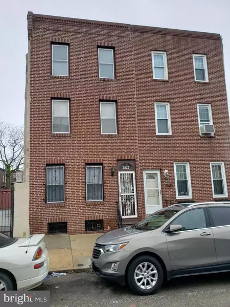 2527 N FRONT ST, Philadelphia, PA 19133