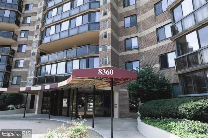 8360 GREENSBORO DR #703, Mclean, VA 22102