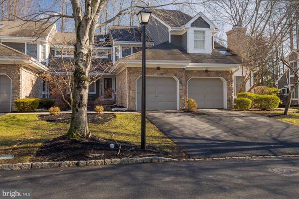 22 CORIANDER DR, Princeton, NJ 08540