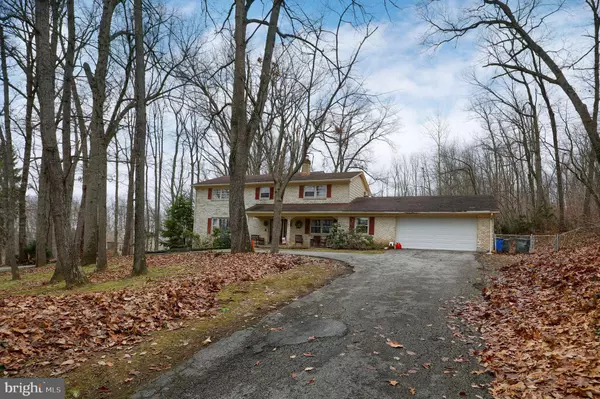 York, PA 17402,384 CHESTNUT HILL RD