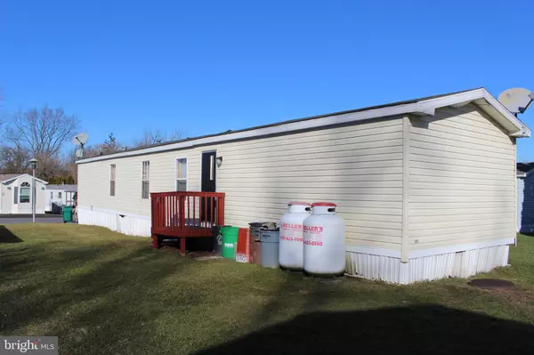 Lebanon, PA 17046,62 GREEN ACRES TRAILER CT