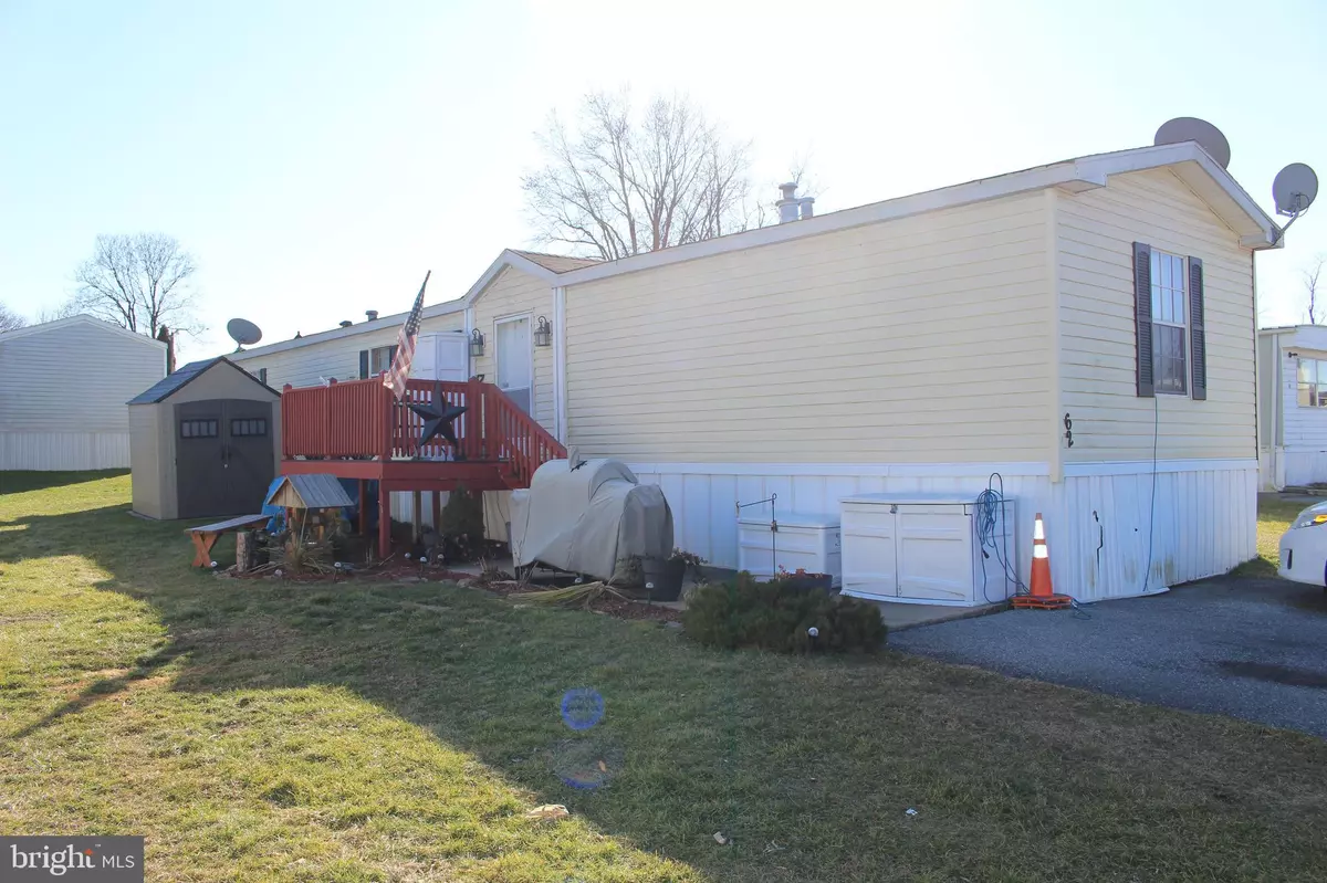 Lebanon, PA 17046,62 GREEN ACRES TRAILER CT