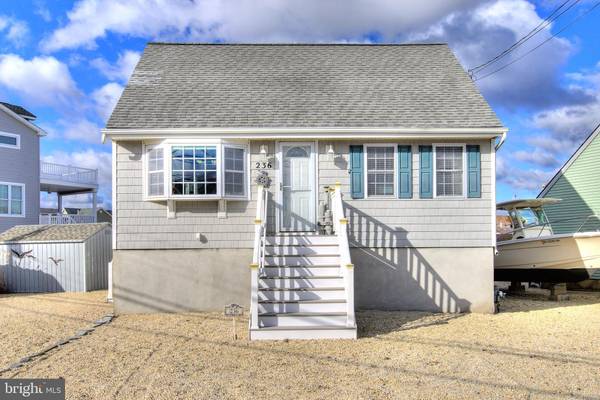 236 MORRIS BLVD, Manahawkin, NJ 08050