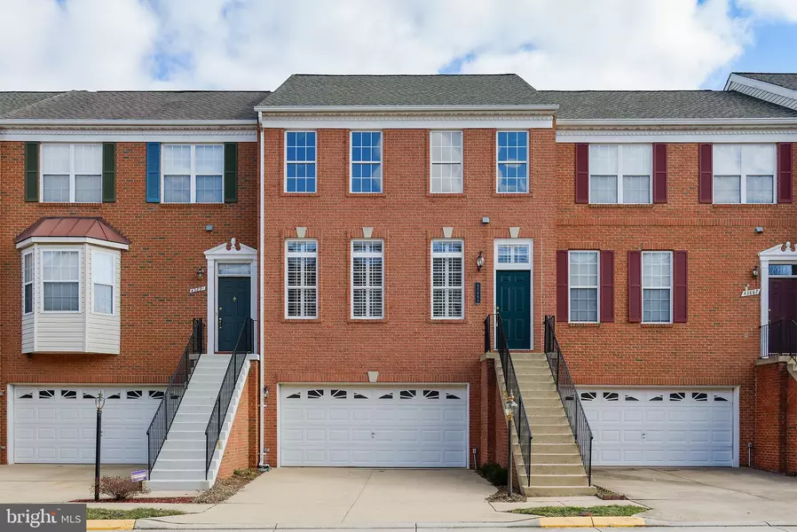 43889 SANDBURG SQ, Ashburn, VA 20147