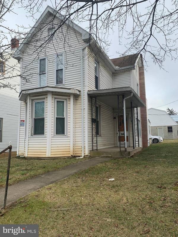 316 E ORANGE ST, Shippensburg, PA 17257