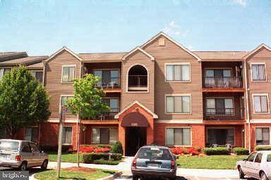 8395 BUTTRESS LN #302, Manassas, VA 20110