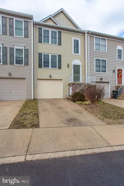 732 HETZEL TER SE, Leesburg, VA 20175