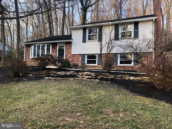 570 BROOKWOOD RD, Wayne, PA 19087